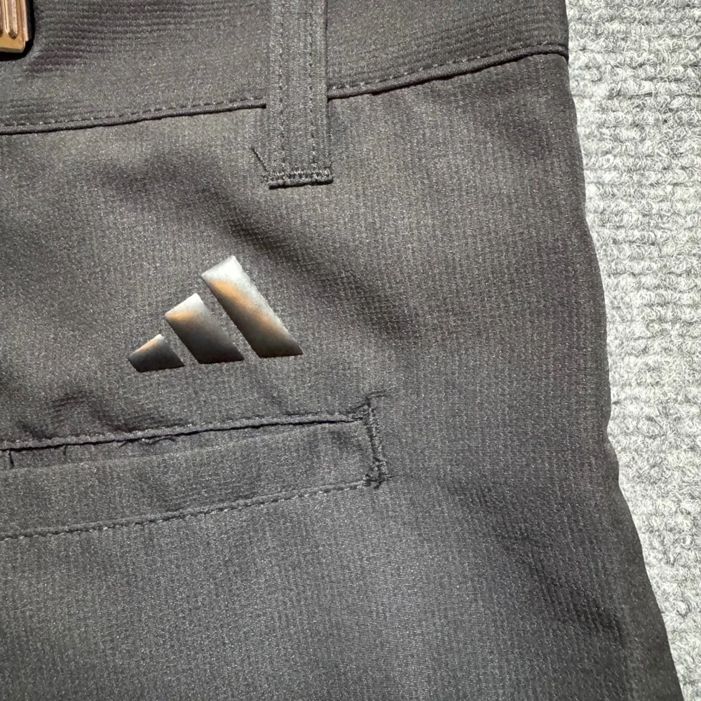 Adidas Mens Woven Cargo Shorts ADVRO882‎ Black Size 40 Golf Casual